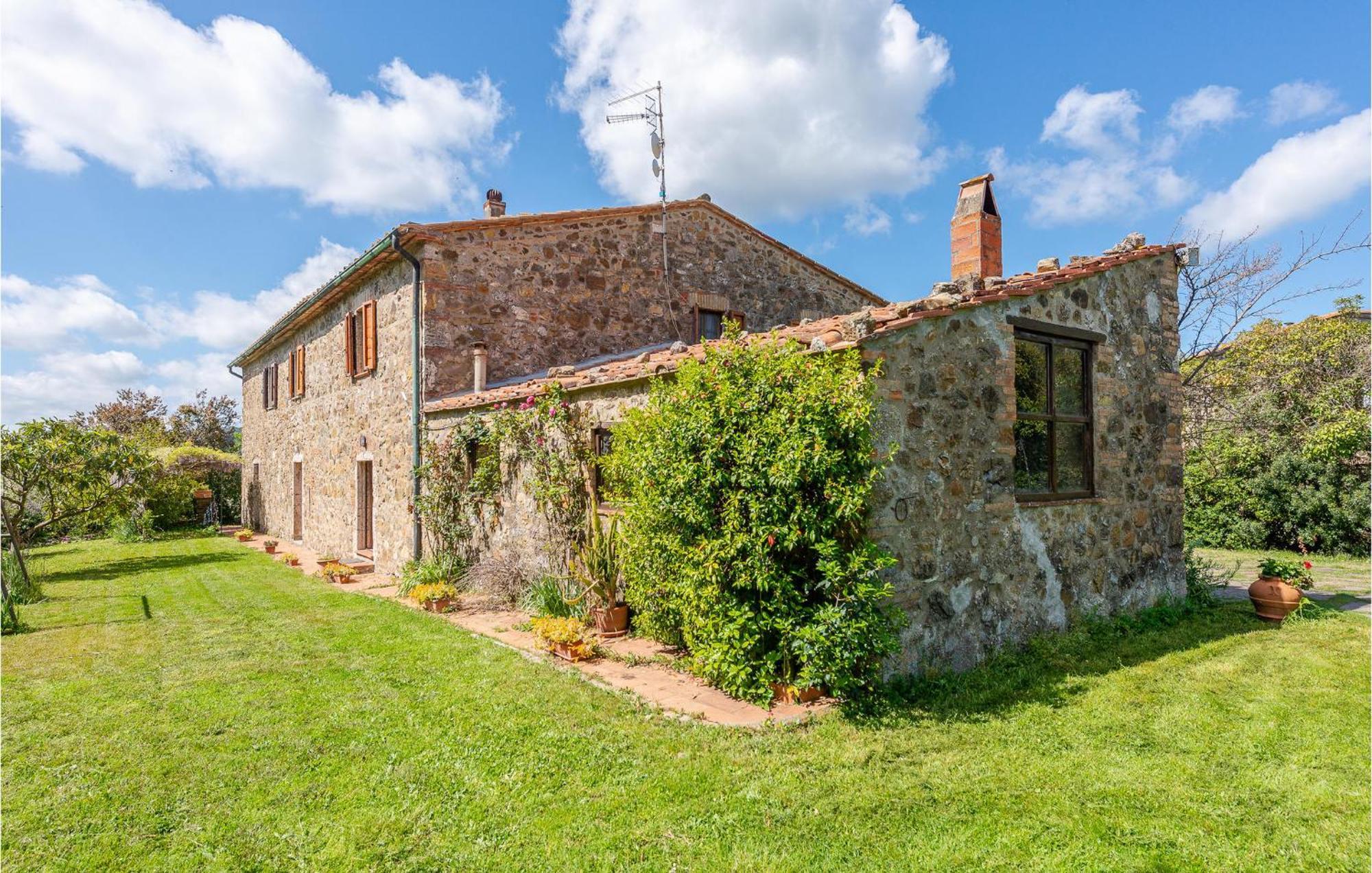 Cozy Home In Massa Marittima Gr With Kitchen Luaran gambar