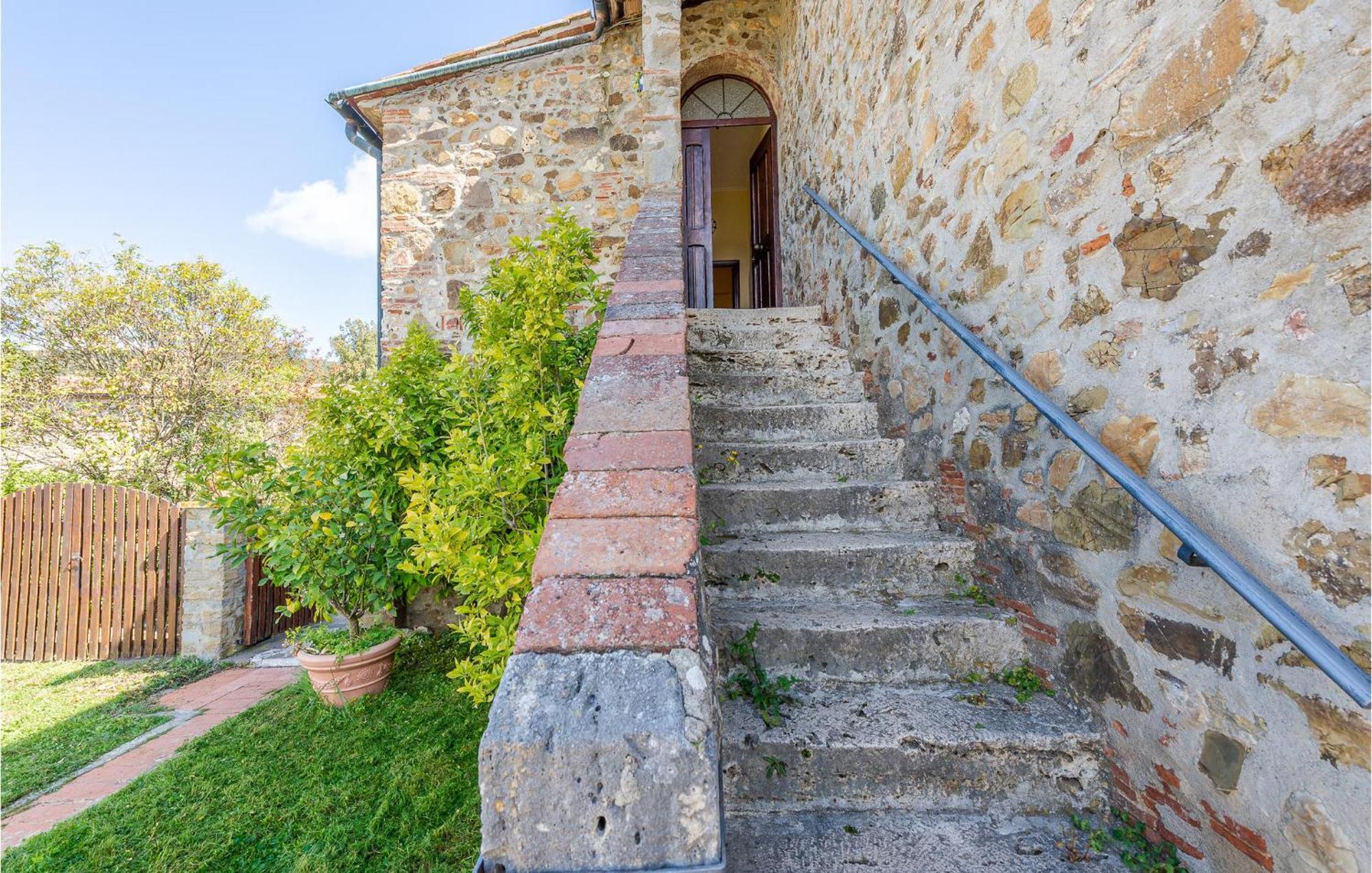 Cozy Home In Massa Marittima Gr With Kitchen Luaran gambar