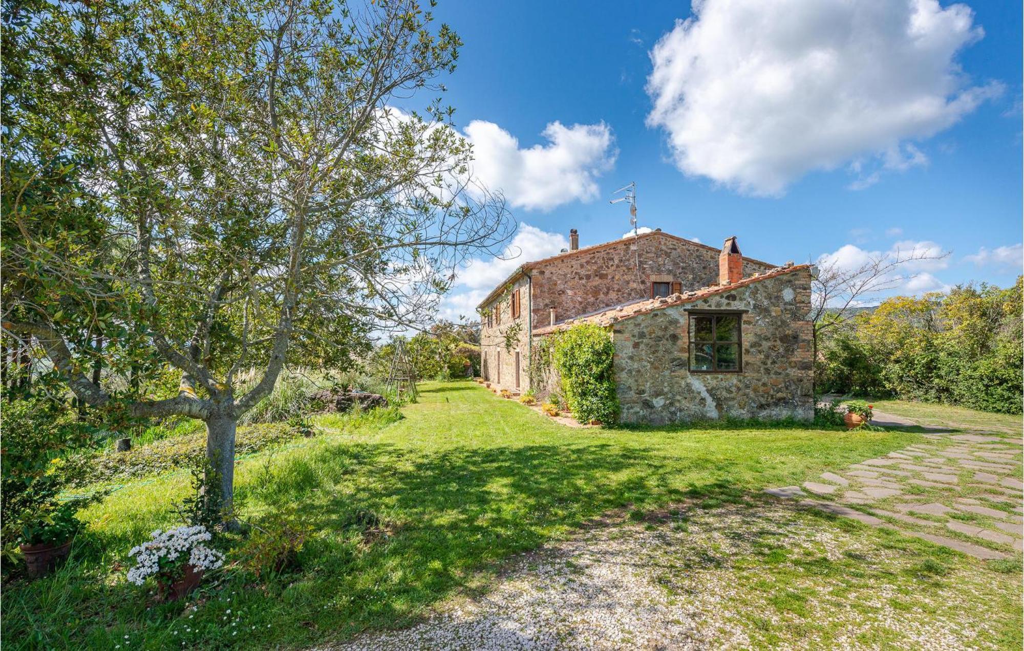 Cozy Home In Massa Marittima Gr With Kitchen Luaran gambar